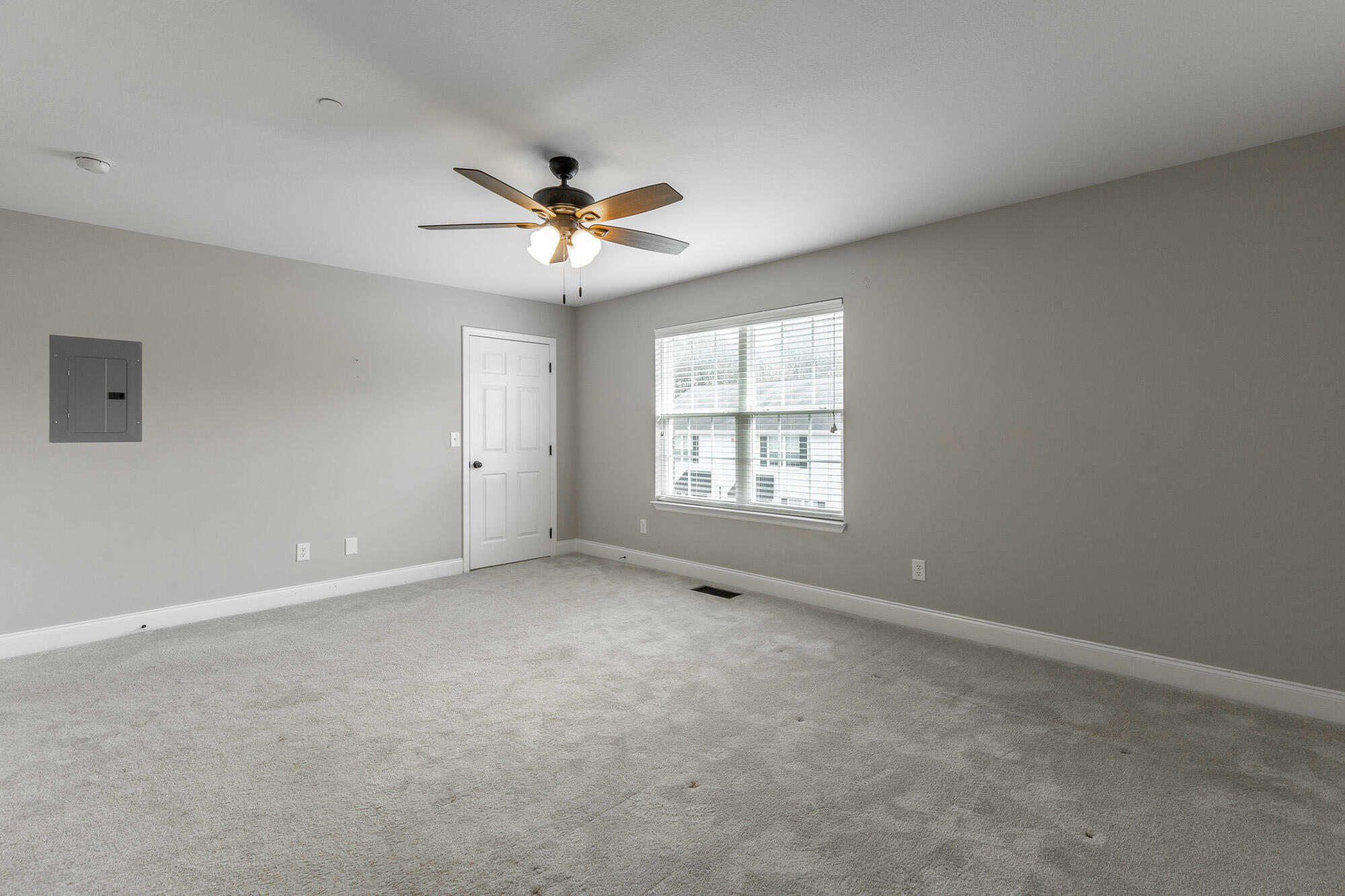 1125 Maple Tree Lane Chattanooga, TN 37421 - Photo 19 of 30 1109 Maple Tree Lane HD-33