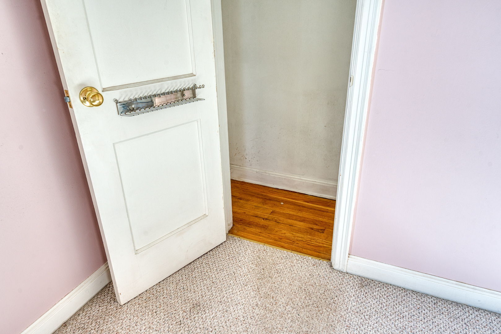 578 Old Turnpike Road Southington, CT 06479 - Photo 8 of 35 This photo shows how there are hardwood floors under the carpeting.