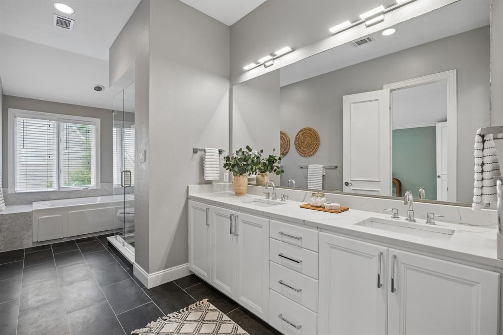 2323 Allen Street Dallas, TX 75204 - Photo 13 of 25