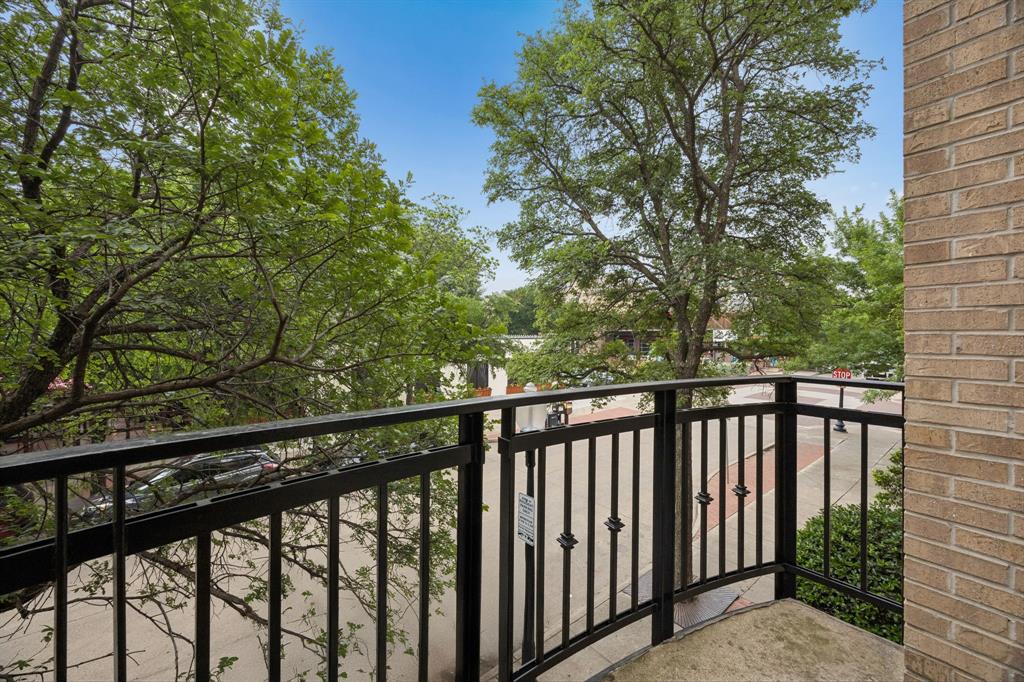 2323 Allen Street Dallas, TX 75204 - Photo 22 of 25