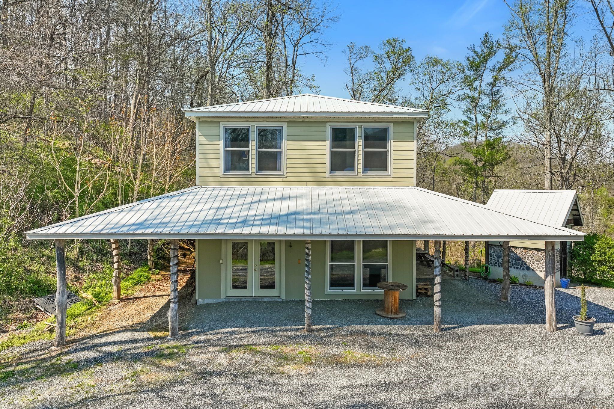 310 Burr Ridge Marshall, NC 28753 - Photo 31 of 46