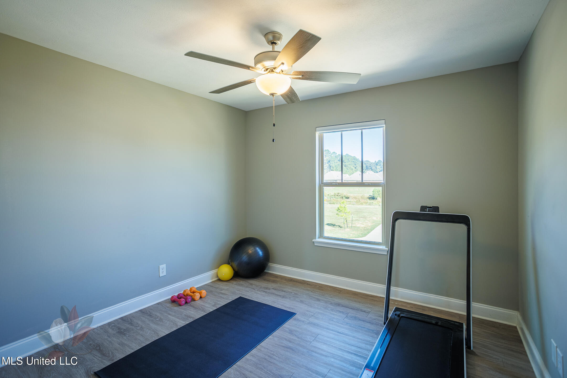 862 Long Leaf Circle Brandon, MS 39042 - Photo 22 of 30 862 Long Leaf Cir-21