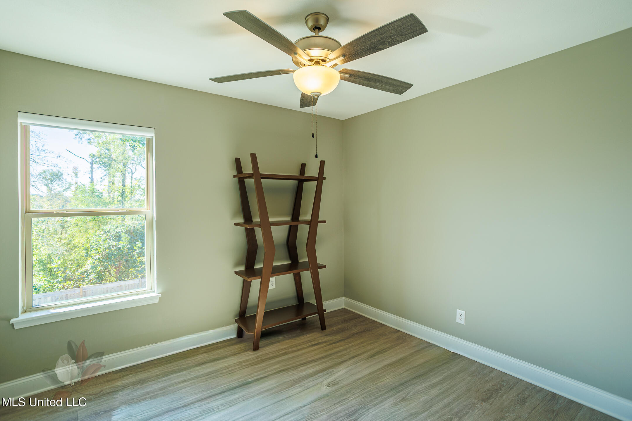 862 Long Leaf Circle Brandon, MS 39042 - Photo 26 of 30 862 Long Leaf Cir-24