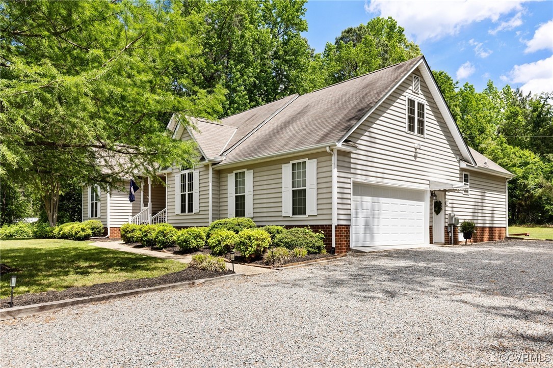 3641 Markey Road Midlothian, VA 23112 - Photo 3 of 38