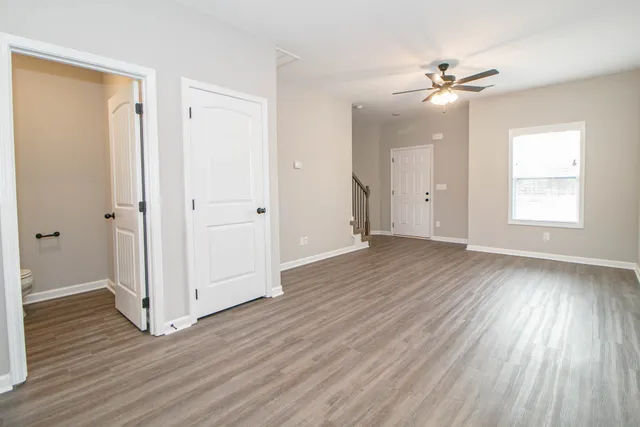 $1,230 | 1115 Hillwood Drive, Unit I6, Clarksville, TN 37040