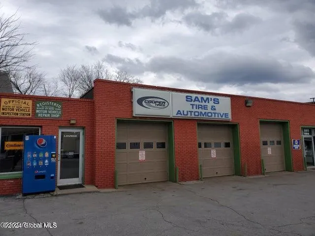 $1,150,000 | 105 Congress Street, Saratoga Springs, NY 12866