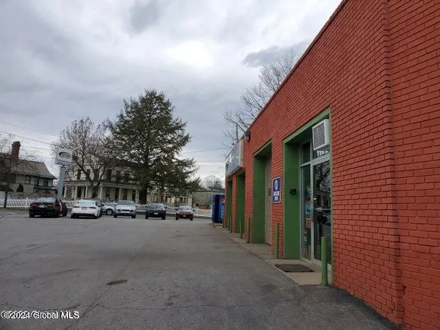 $1,150,000 | 105 Congress Street, Saratoga Springs, NY 12866