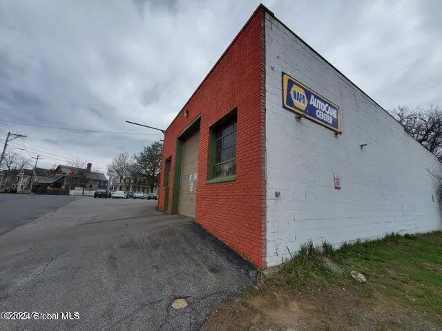 $1,150,000 | 105 Congress Street, Saratoga Springs, NY 12866