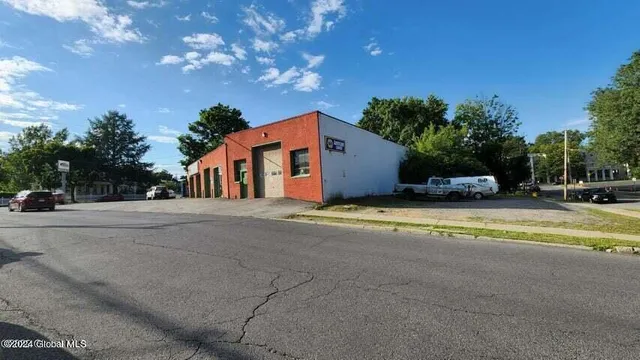 $1,150,000 | 105 Congress Street, Saratoga Springs, NY 12866