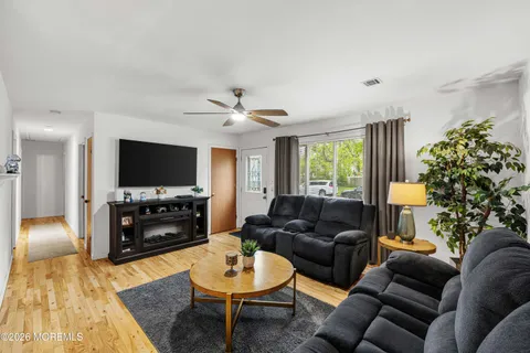 $400,000 | 1612 Fanwood Road, Forked River, NJ 08731