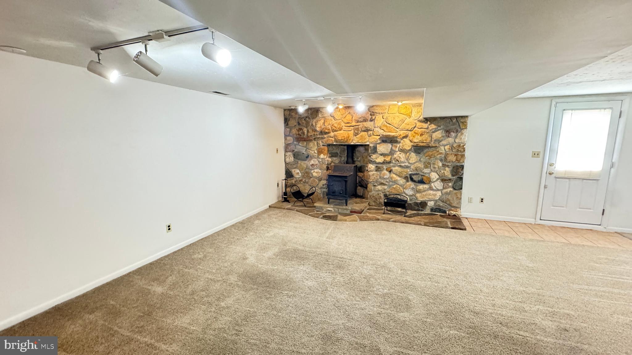 7835 Perry Road Nottingham, MD 21236 - Photo 28 of 48