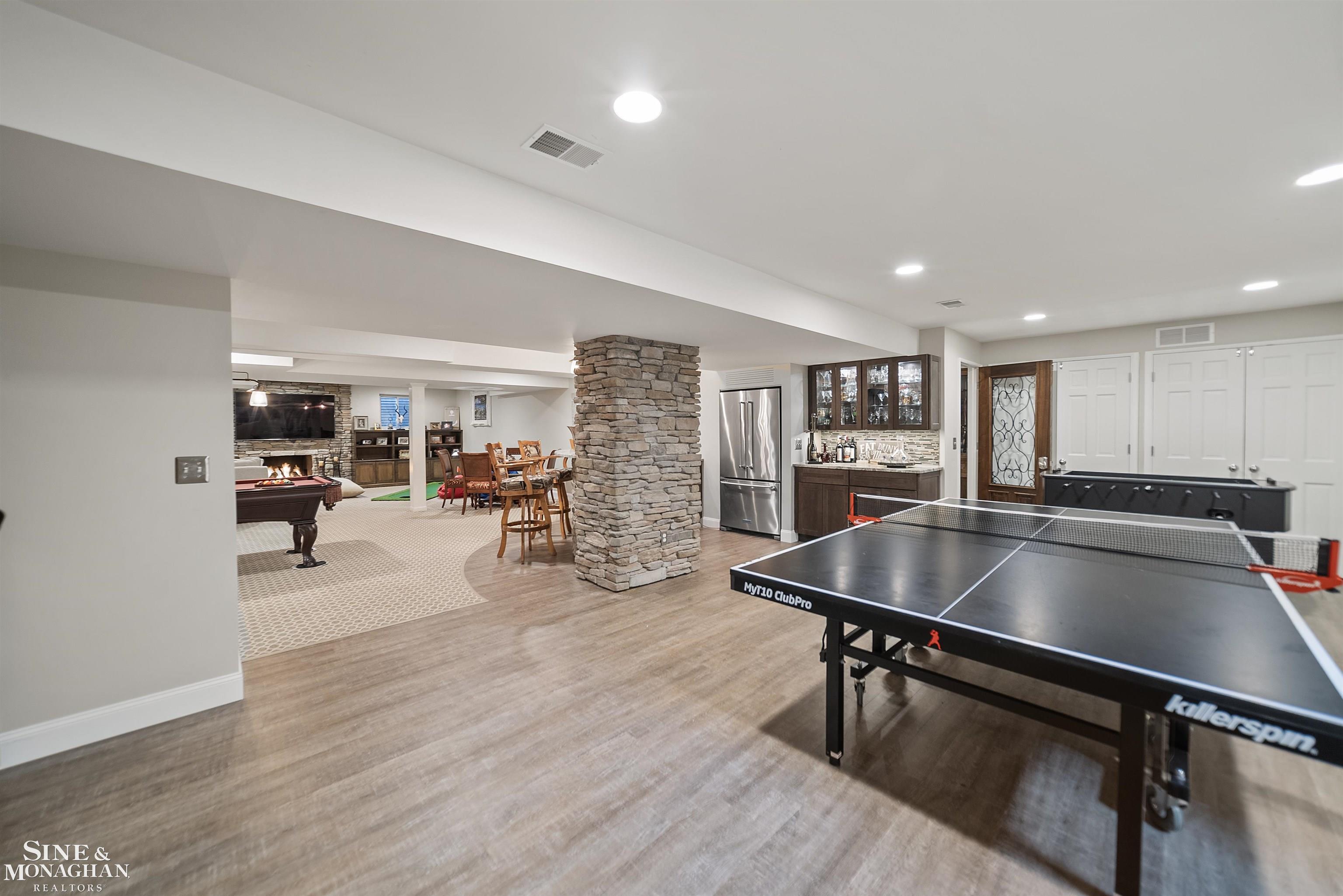 835 Lake Shore Road Grosse Pointe Shores, MI 48236 - Photo 39 of 73