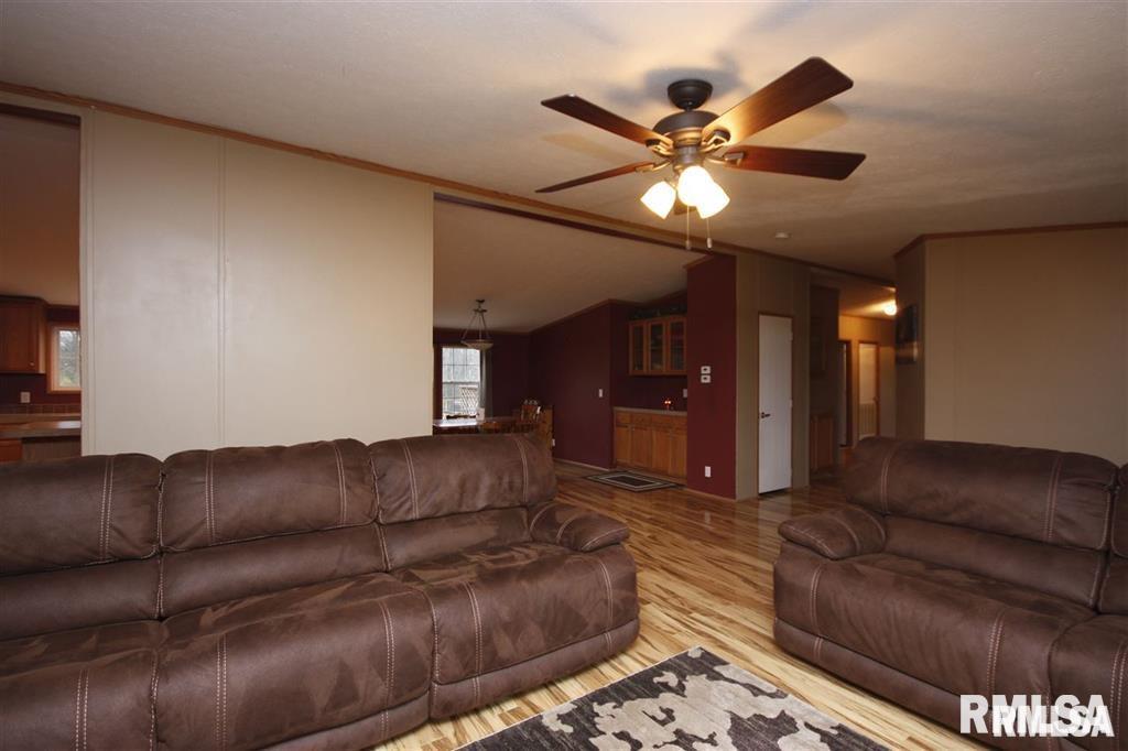 26365 North Orion School Road Canton, IL 61520 - Photo 11 of 29 Gallery Image 11