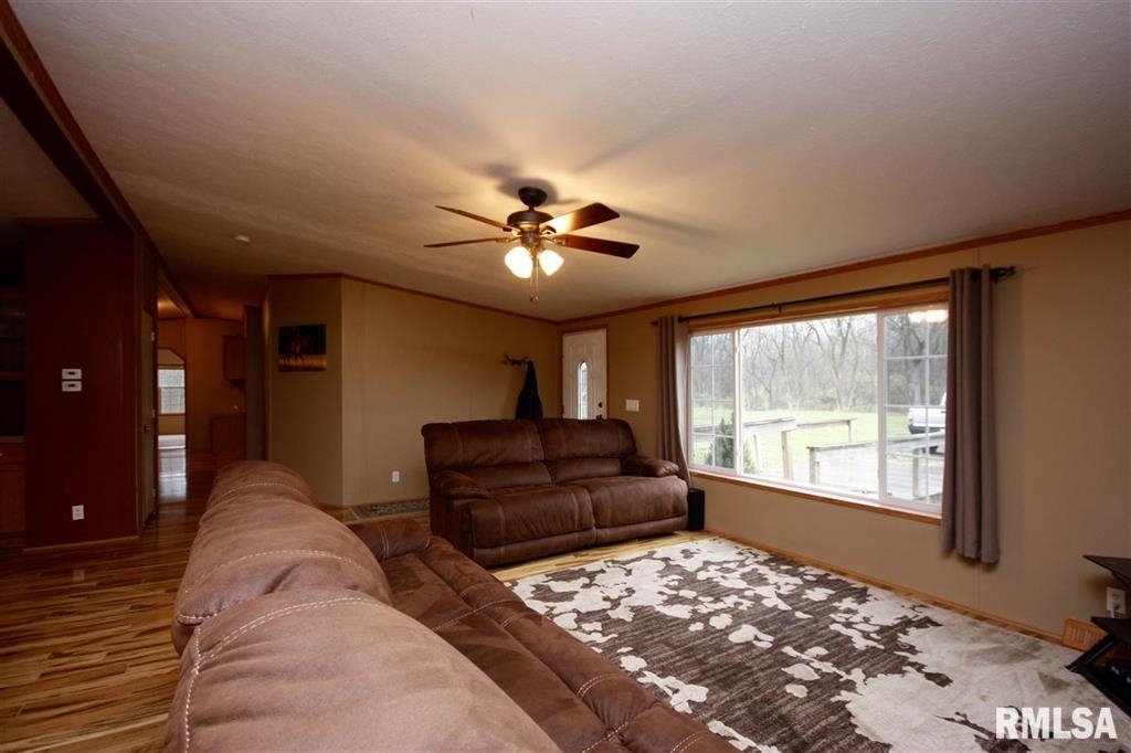 26365 North Orion School Road Canton, IL 61520 - Photo 10 of 29 Gallery Image 10