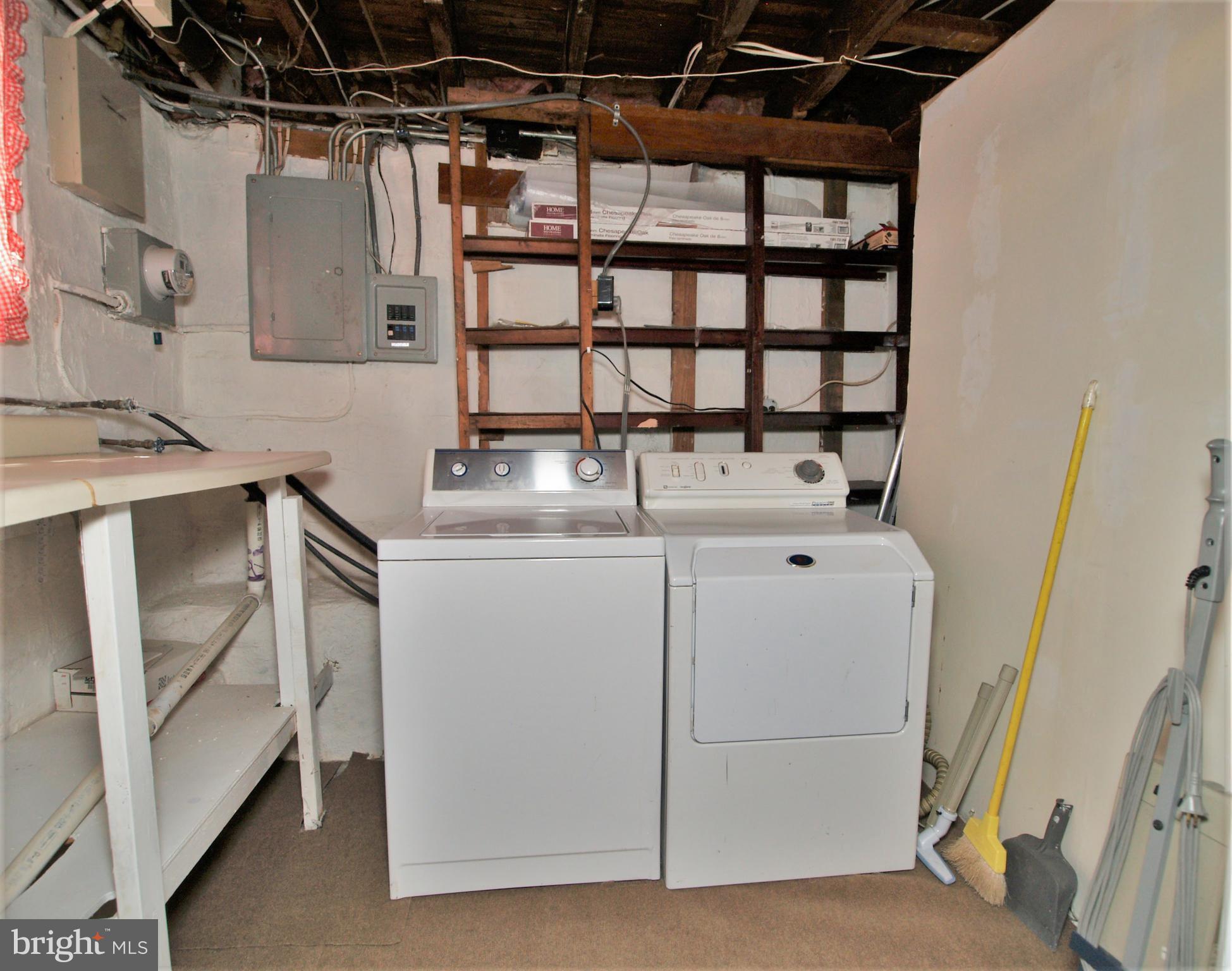 512 Westgate Road Baltimore, MD 21229 - Photo 21 of 23 Basement Laundry Room