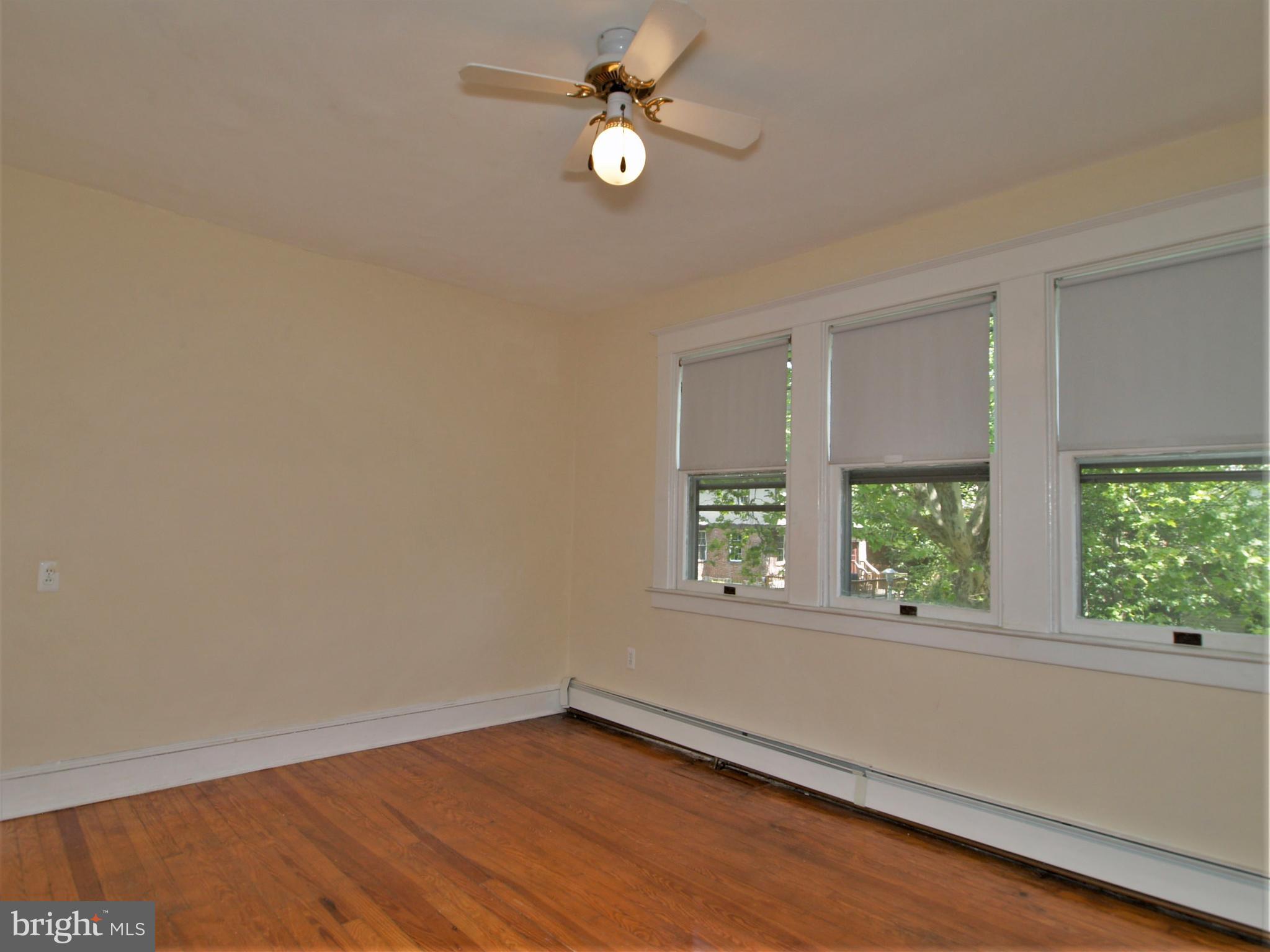 512 Westgate Road Baltimore, MD 21229 - Photo 7 of 23 Bedroom 1