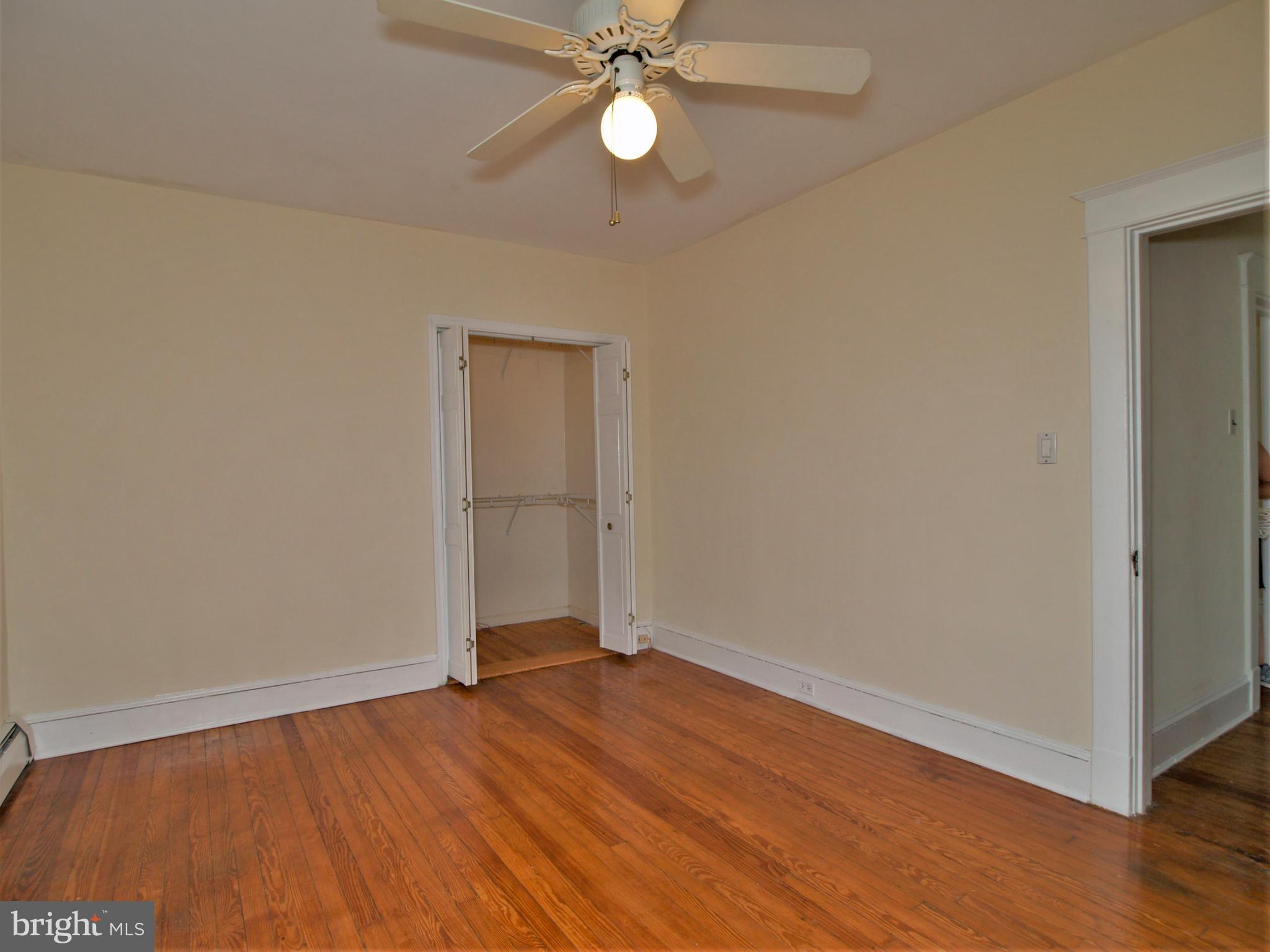 512 Westgate Road Baltimore, MD 21229 - Photo 10 of 23 Bedroom 3