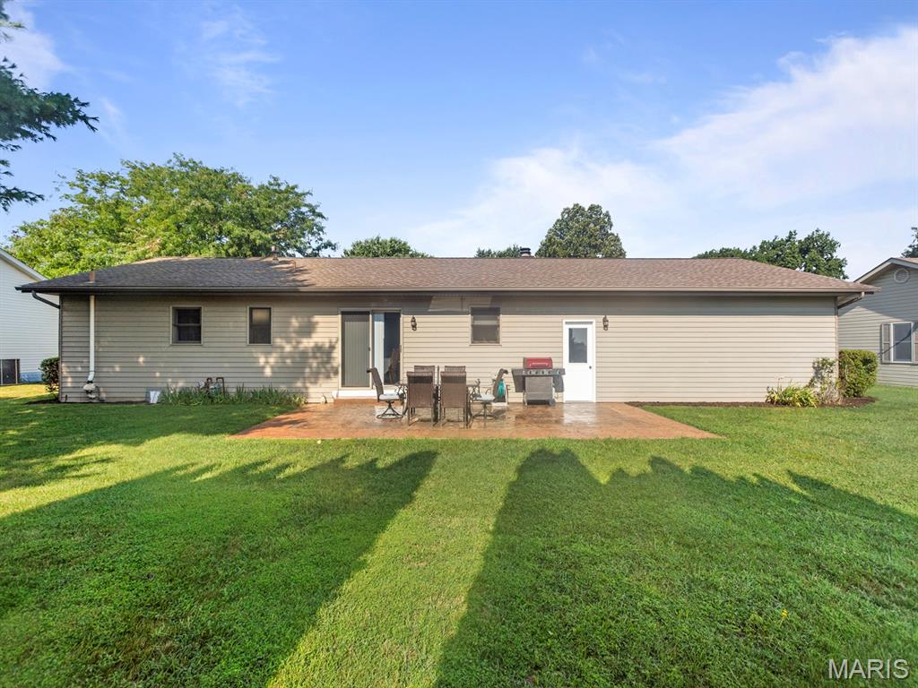 122 Osterhage Drive Waterloo, IL 62298 - Photo 2 of 28