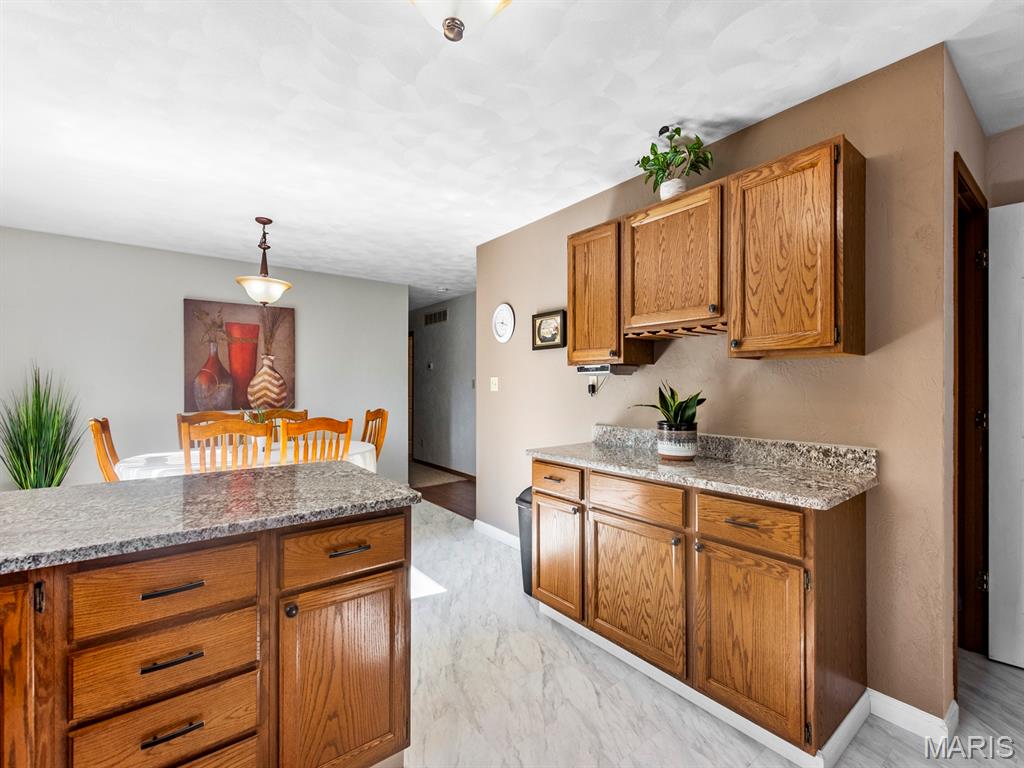 122 Osterhage Drive Waterloo, IL 62298 - Photo 10 of 28