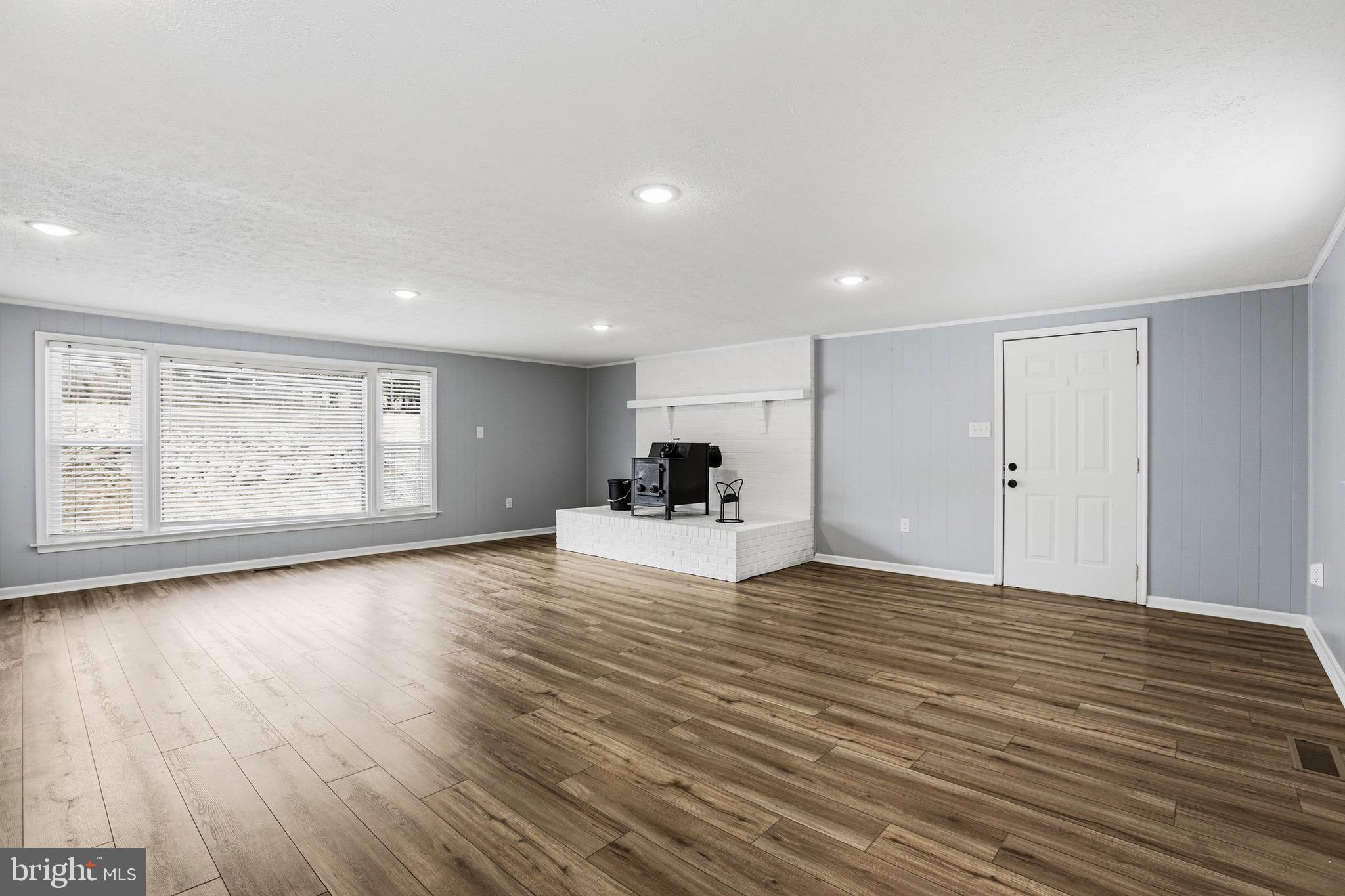 5002 East Point Road Elkton, VA 22827 - Photo 13 of 25