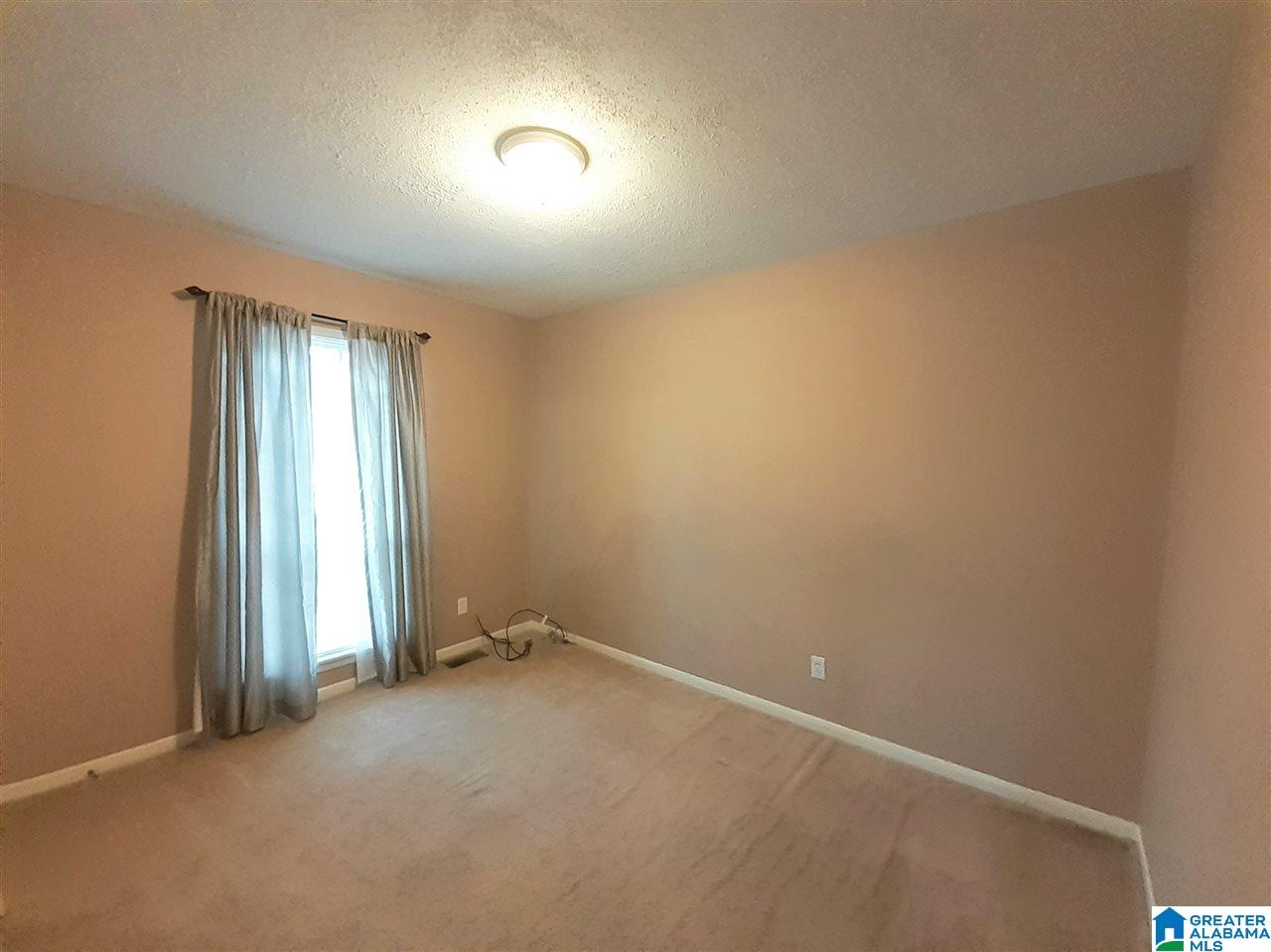 913 Windover Road Birmingham, AL 35215 - Photo 11 of 26
