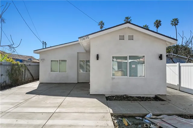 $3,900 | 10695 McKeen Street, Garden Grove, CA 92843