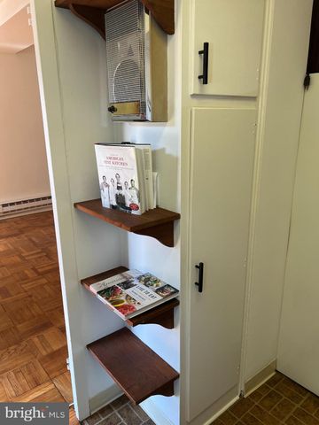 $360,000 | 1633 Ripon Place, Alexandria, VA 22302