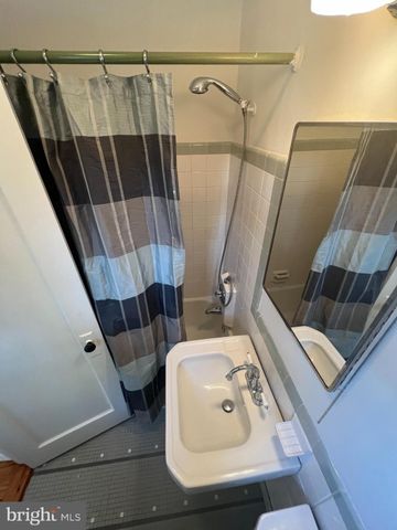 $360,000 | 1633 Ripon Place, Alexandria, VA 22302