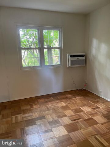 $360,000 | 1633 Ripon Place, Alexandria, VA 22302