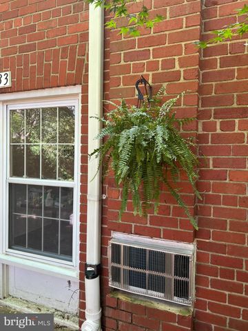 $360,000 | 1633 Ripon Place, Alexandria, VA 22302