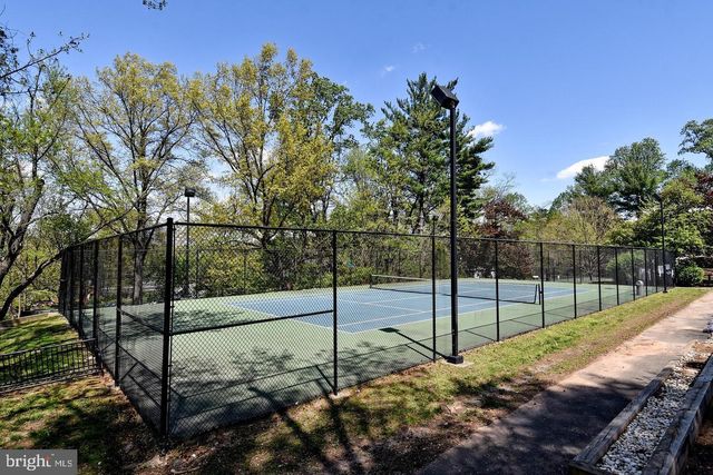 $360,000 | 1633 Ripon Place, Alexandria, VA 22302