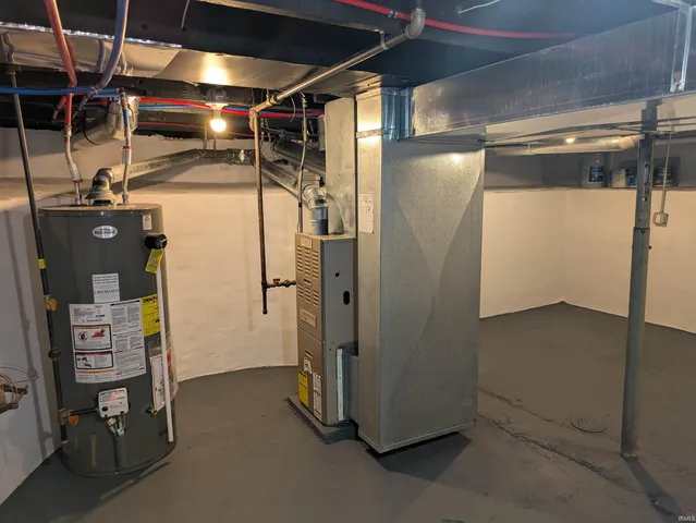 $230,000 | 1201 South Twyckenham Drive, South Bend, IN 46615