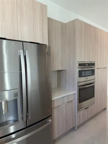 a view of a livingroom with window