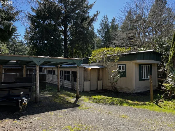 $200,000 | 85141 Cedar Drive, Florence, OR 97439