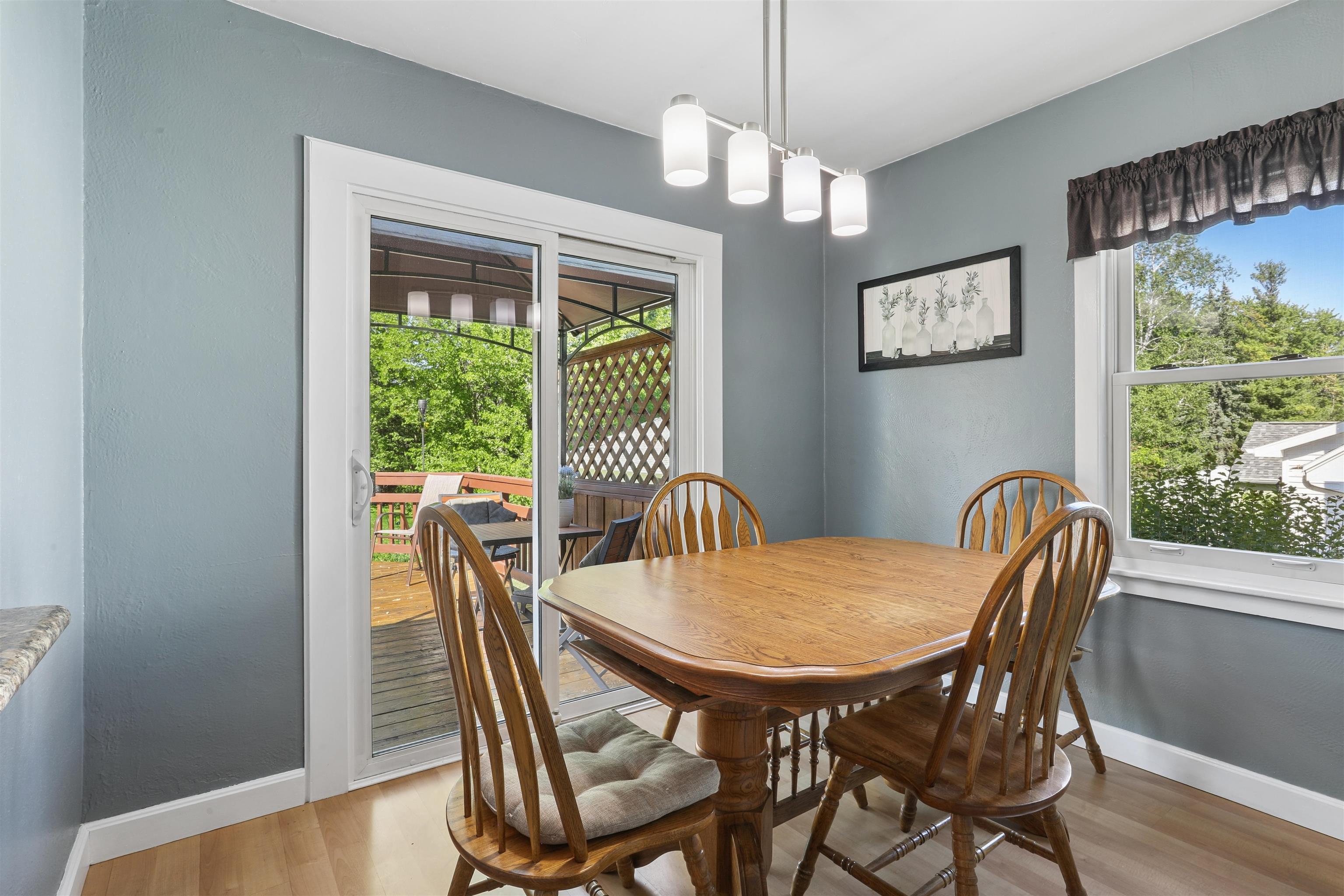 323 East Mission Road Green Bay, WI 54301 - Photo 13 of 20