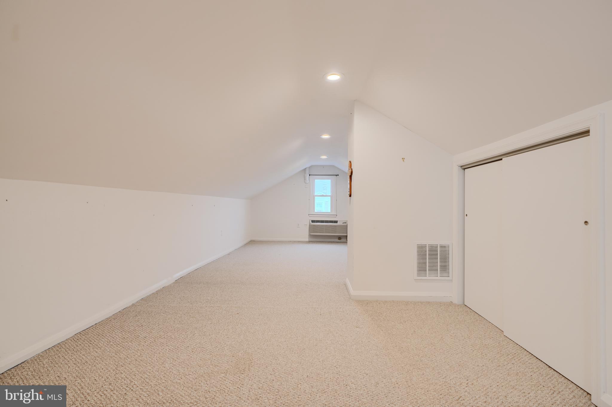 3119 White Way Road Baltimore, MD 21219 - Photo 25 of 41 a view of empty room
