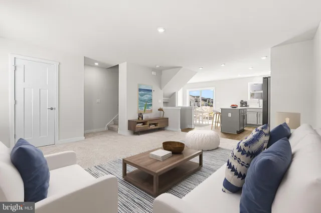 $274,990 | 1999 Huntwell W Avenue, Ranson, WV 25438