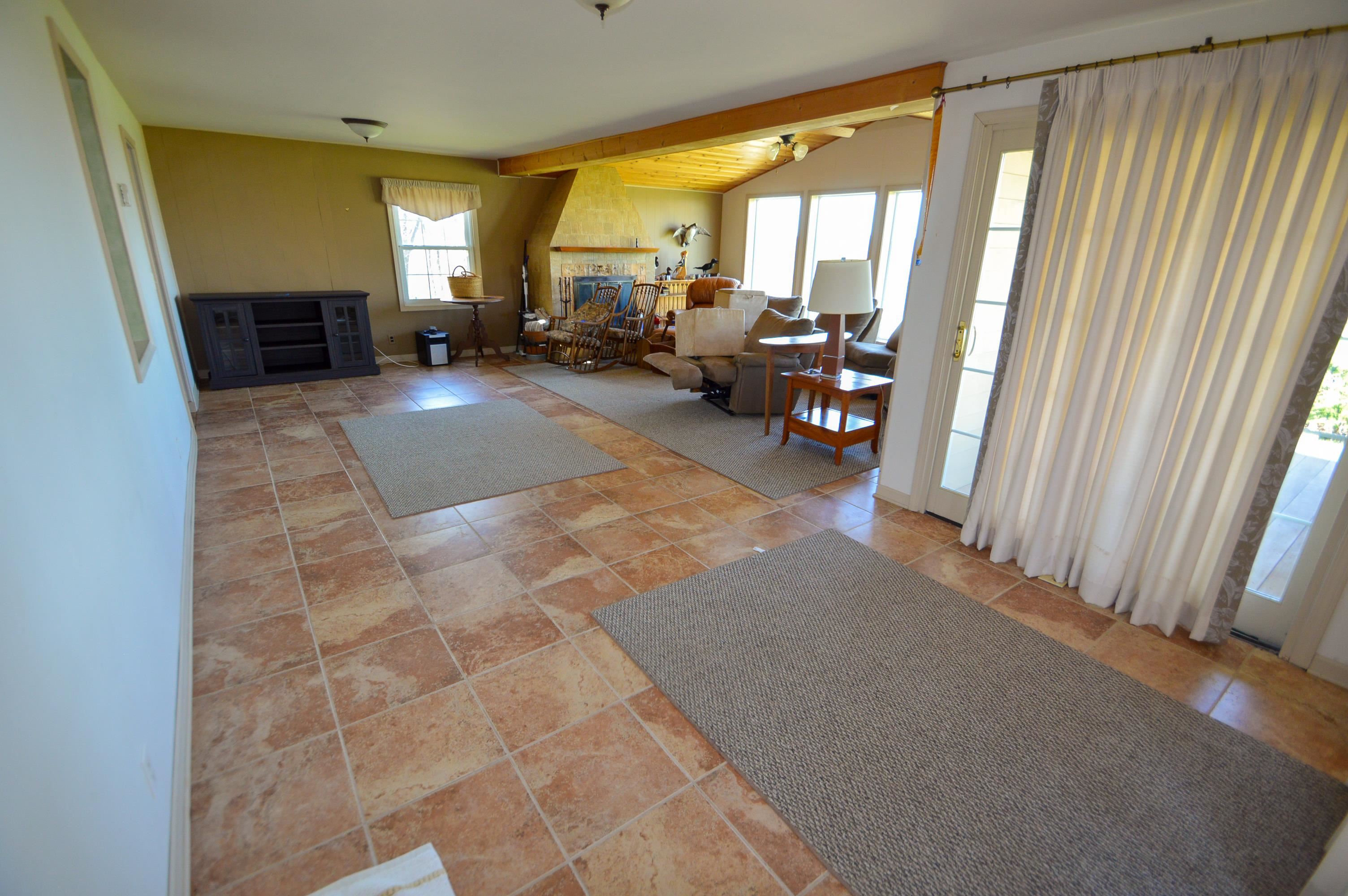 3884 Breezy Hill Road Fennimore, WI 53809 - Photo 4 of 17