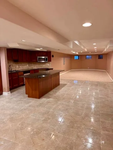 $5,490 | 8S210 Stonehedge Drive, Naperville, IL 60540