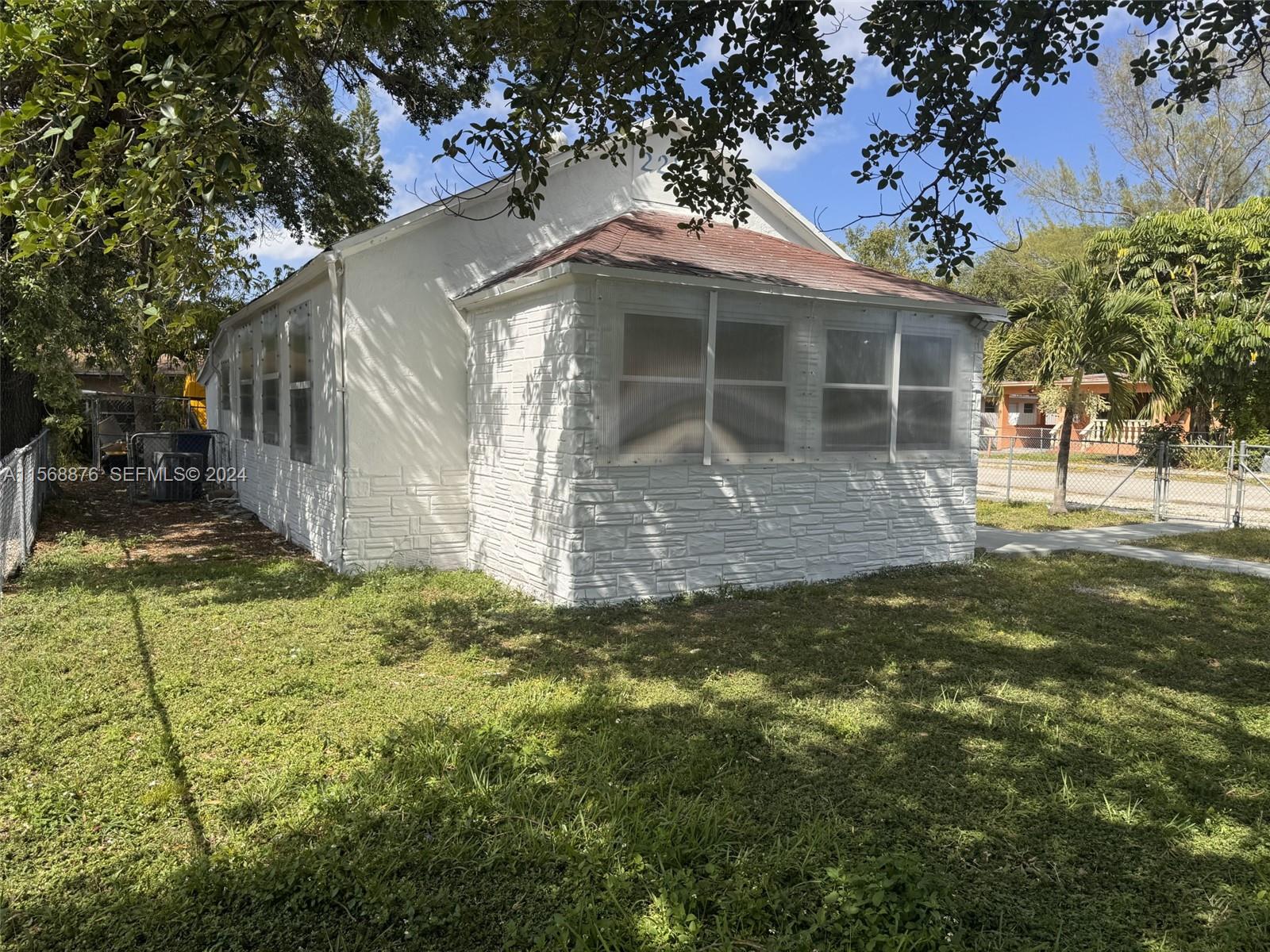 2255 Northwest 63rd Street Miami, FL 33147 - Photo 4 of 10