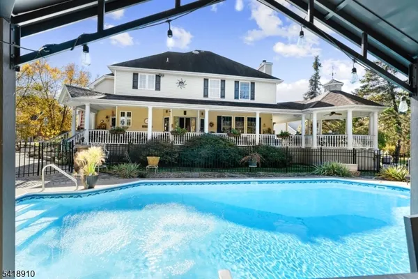 $775,000 | 25 Leah Lane, Greenwich, NJ 08886