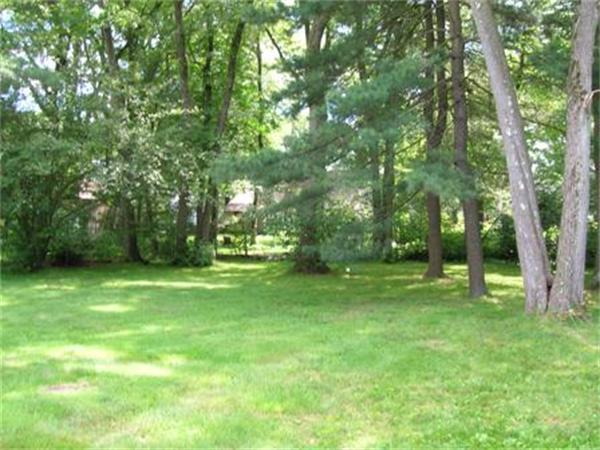 50 Pilgrim Road Natick, MA 01760 - Photo 2 of 14 Gallery Image 2