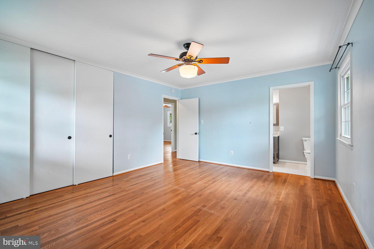2305 Londonderry Road Alexandria, VA 22308 - Photo 21 of 59 Primary Bedroom
