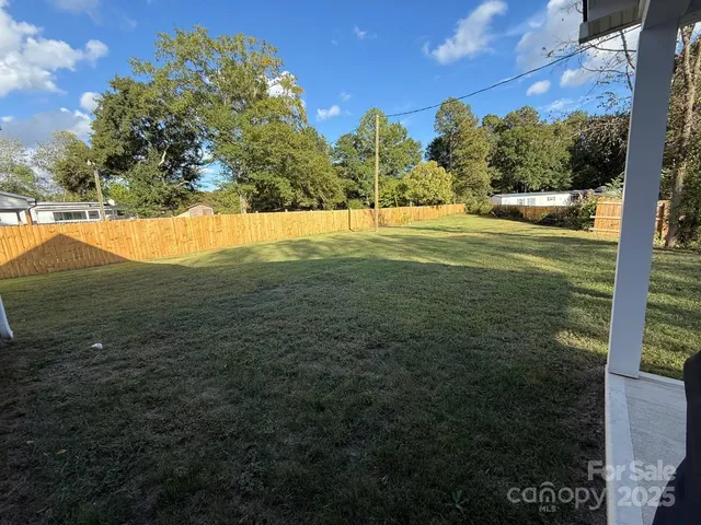a view of an outdoor space and a yard
