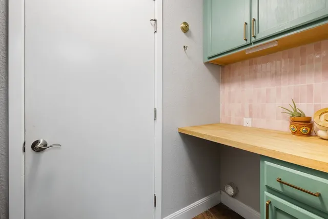 a close view of washer and dryer