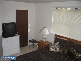 9 A Fairway Road, Unit A Reading, PA 19607 - Photo 5 of 6 Gallery Image 5