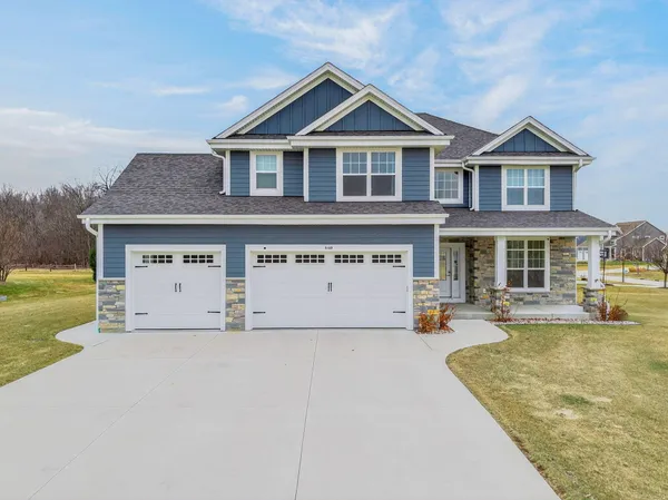 $1,099,000 | 3128 West Hidden Oaks Drive, Franklin, WI 53132