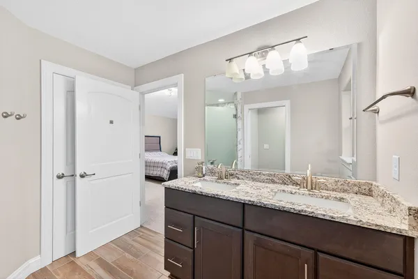 $1,099,000 | 3128 West Hidden Oaks Drive, Franklin, WI 53132