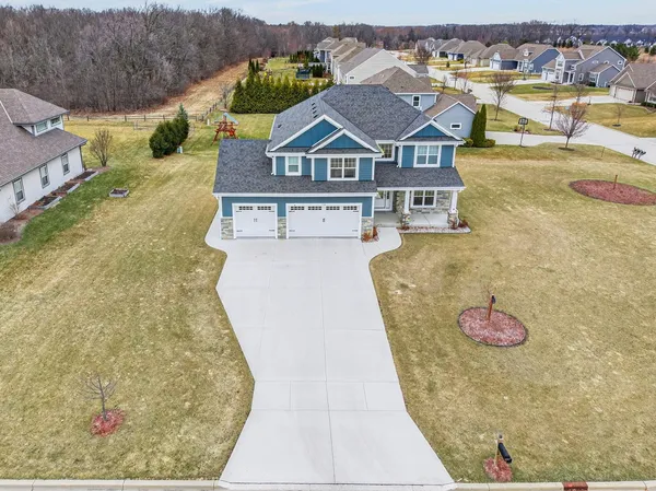 $1,099,000 | 3128 West Hidden Oaks Drive, Franklin, WI 53132