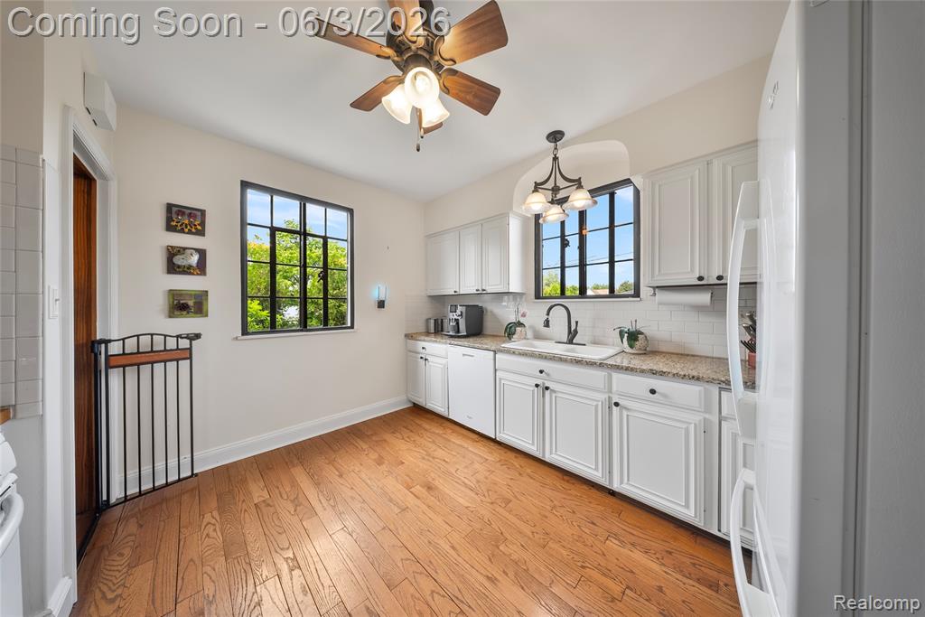 2470 Riverside Drive Trenton, MI 48183 - Photo 43 of 78